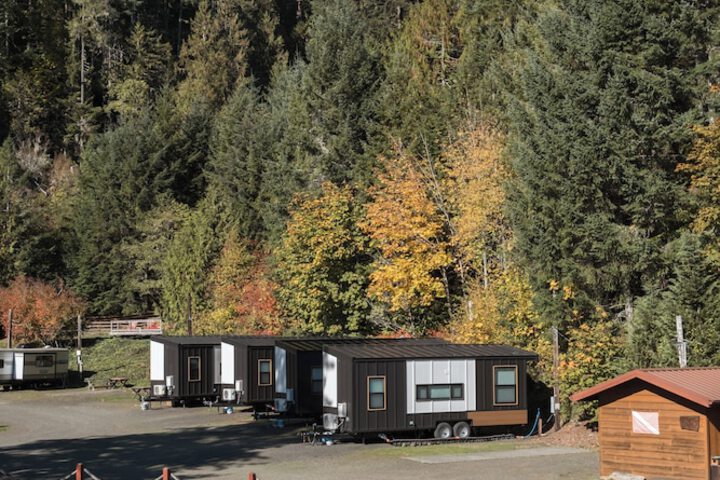 Property Grounds 36 of 46