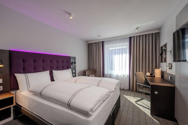 Room 20 of 79