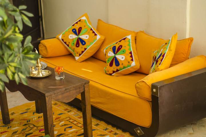 YASSMINE HOUSE