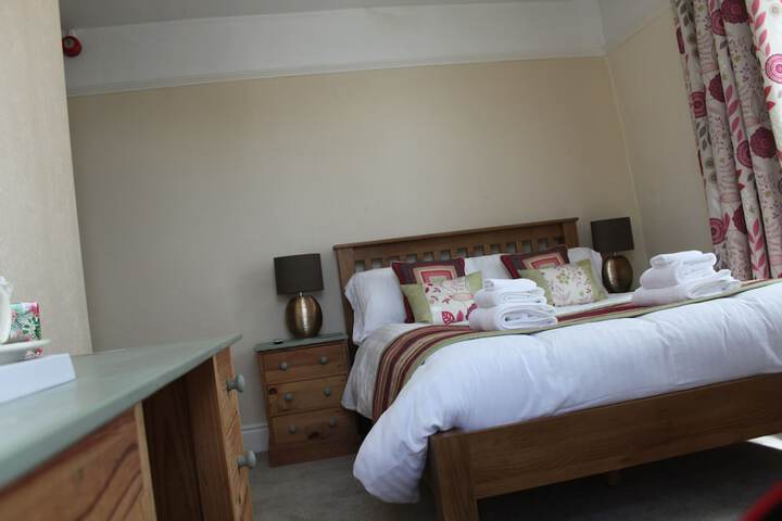 Room 42 of 50