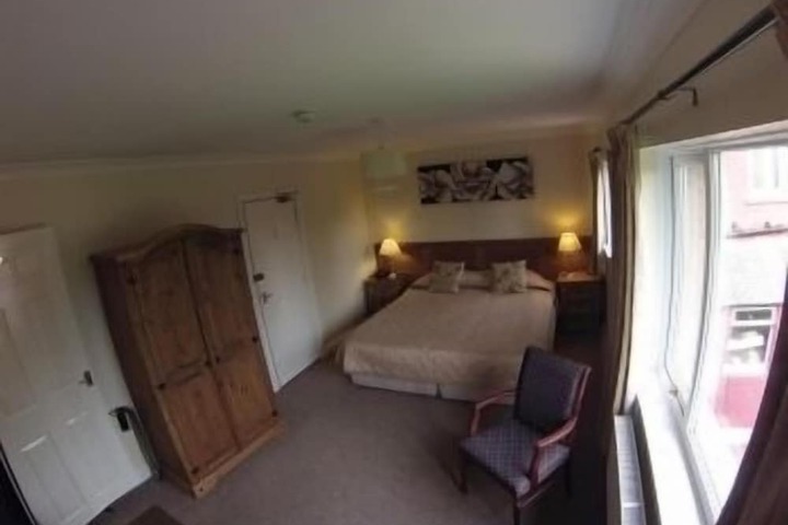 Room 46 of 111