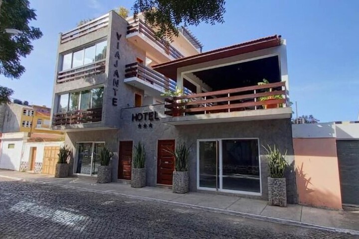 HOTEL VIAJANTE