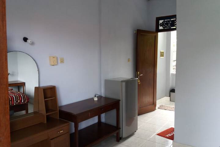 Room 10 of 56