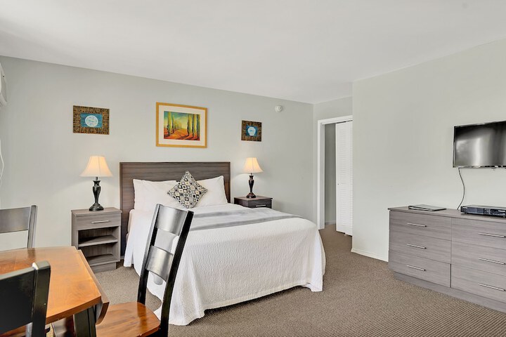 Room 54 of 150