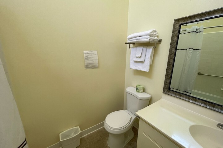 Room 14 of 37