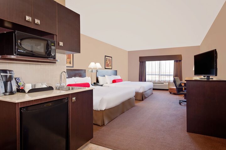 Room 9 of 26