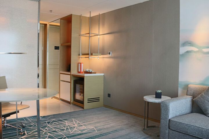 Room 20 of 90