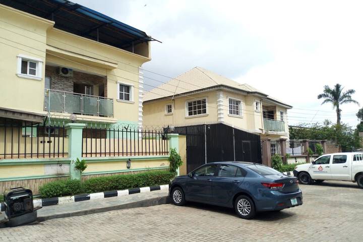 Link Majestic B2 Suites and Hotel