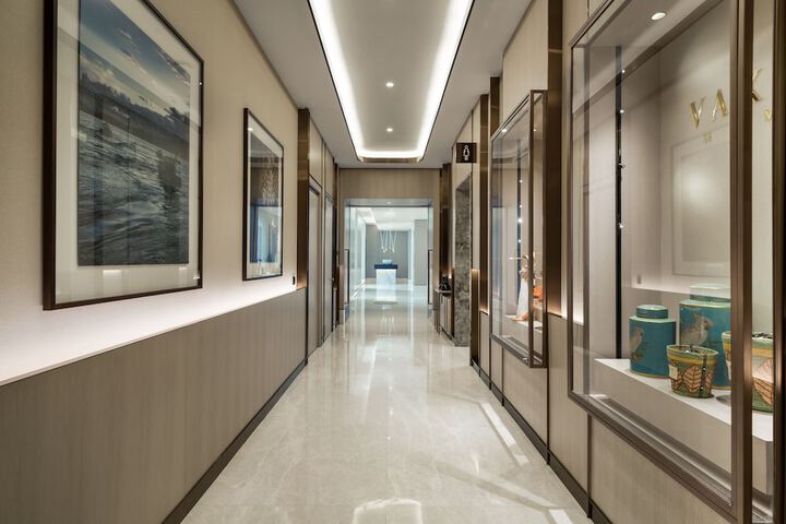Ballroom/Hall 96 of 107