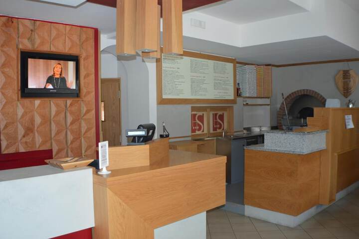 Hotel Interior 6 of 40