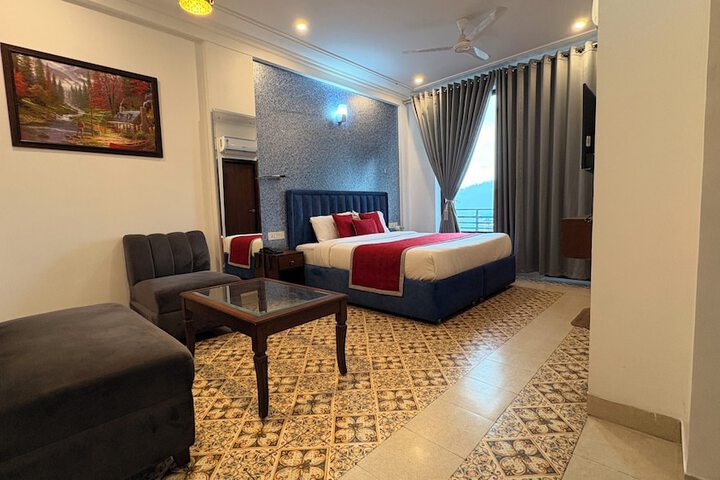 Room 17 of 31
