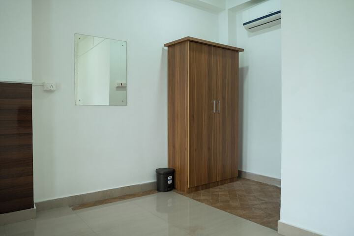Room 35 of 86