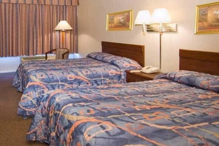PLANTATION INN