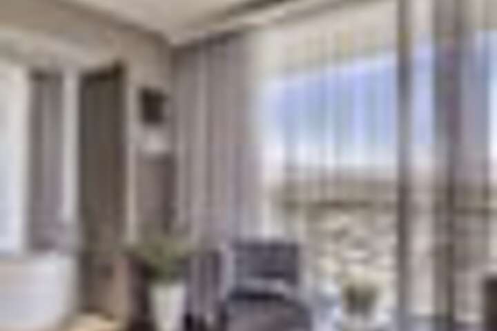 Room 152 of 252