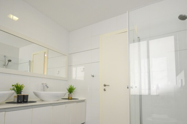 Room 264 of 315