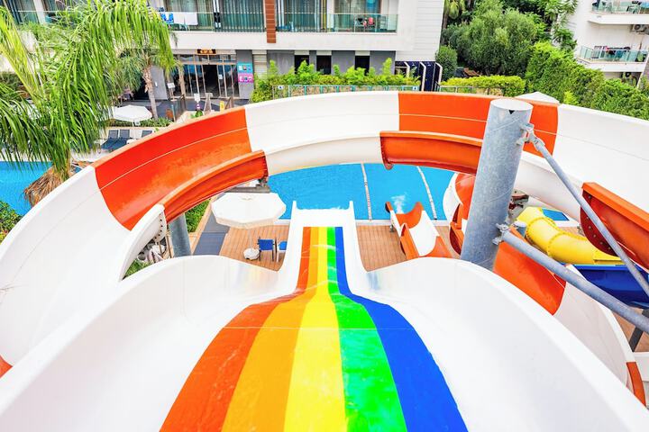 Pool 30 of 115