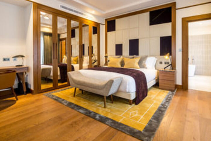 Room 21 of 65