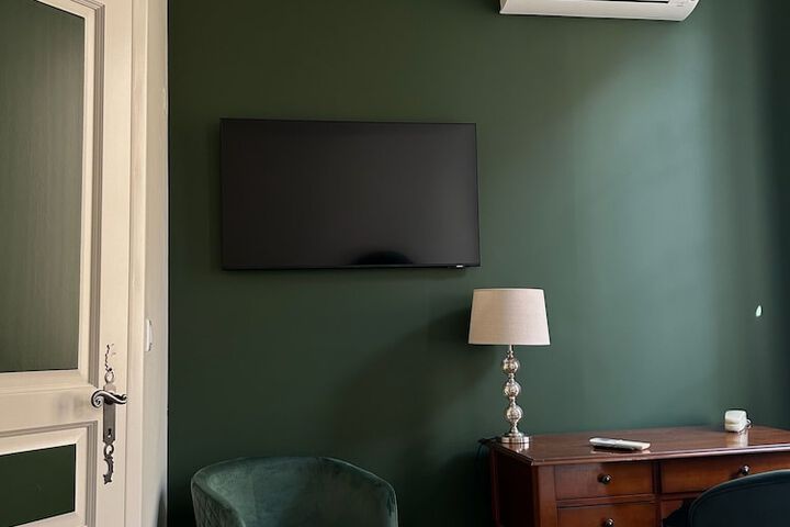 Room 48 of 136