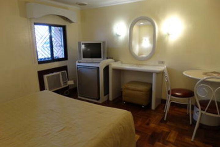 Room 34 of 78