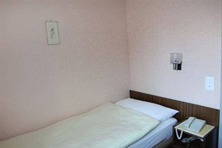Room 36 of 53