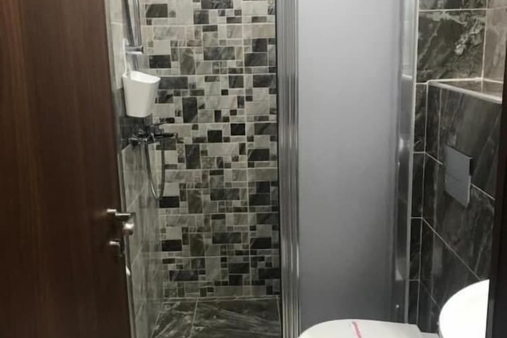 Room 44 of 59