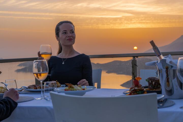 Dining 93 of 128