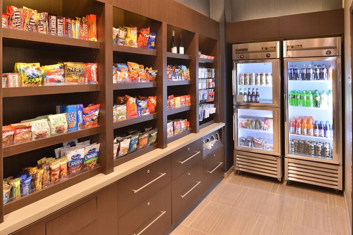 Snack bar