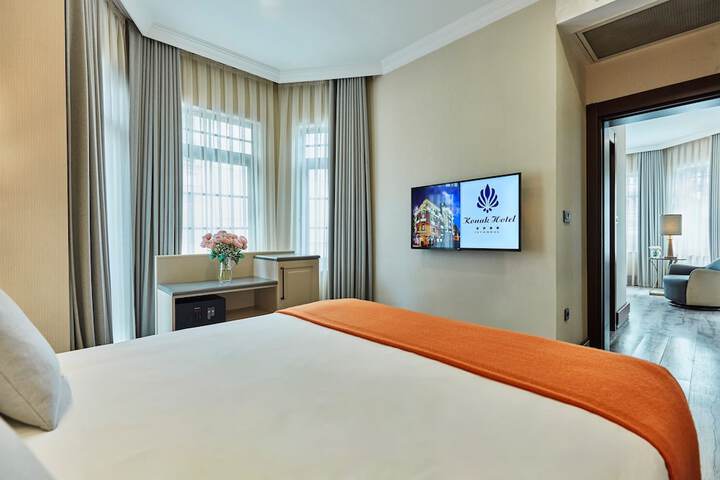 Room 21 of 81