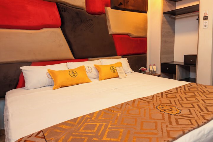 Room 42 of 81