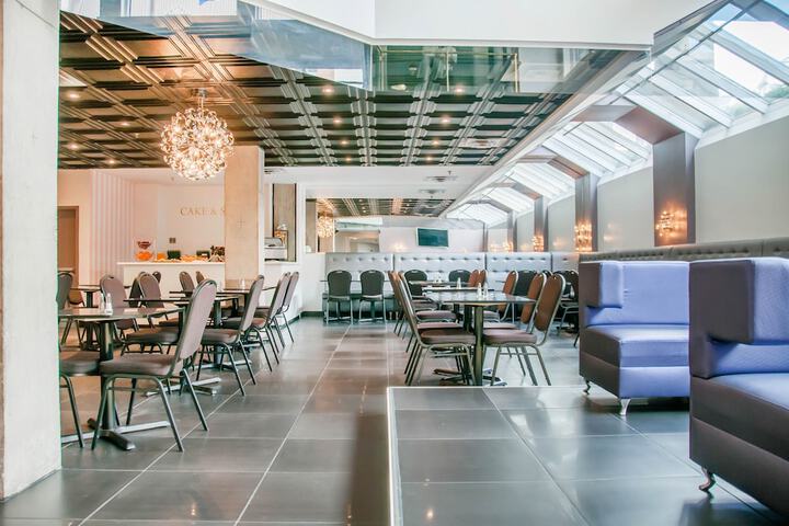 Dining Photos