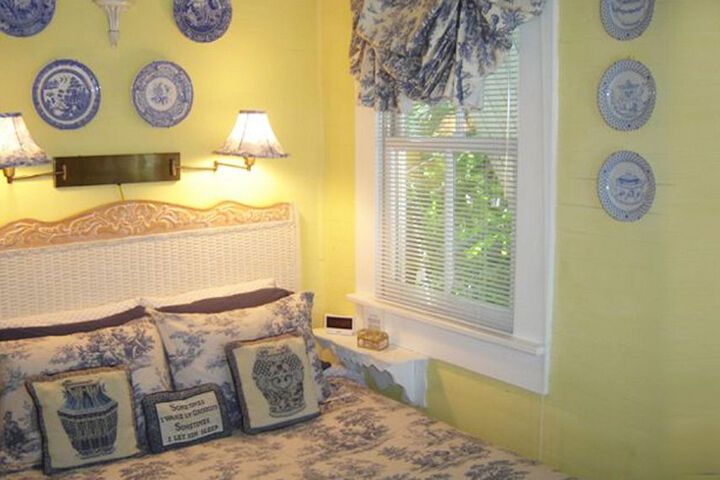 Room 28 of 45