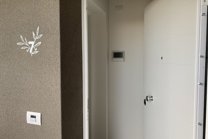 Room 19 of 71