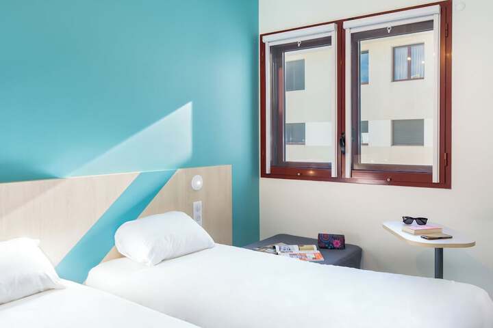 Room 13 of 81