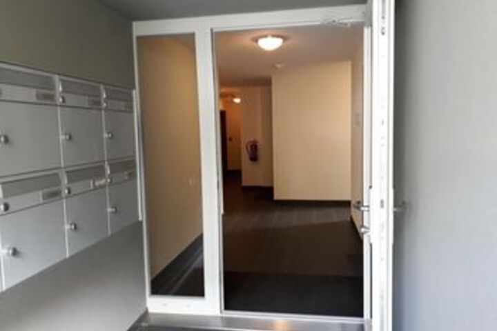 Ballroom/Hall 9 of 22
