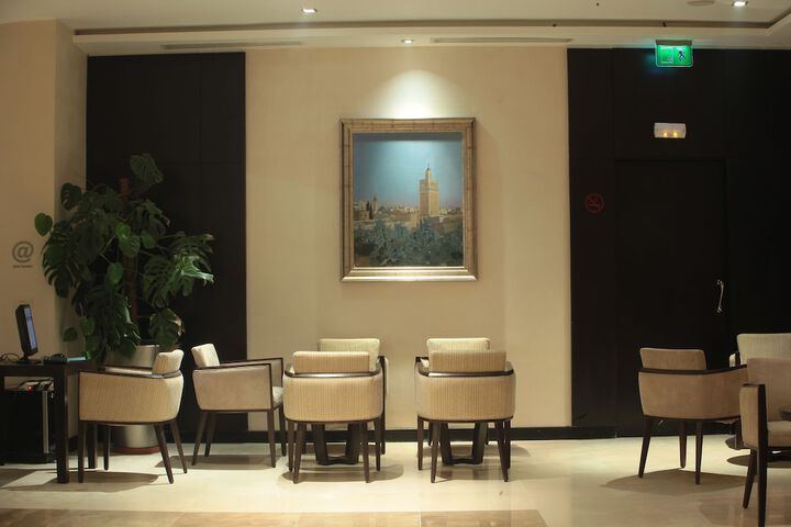 Hotel Lobby