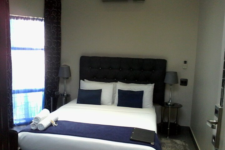 Room 14 of 47