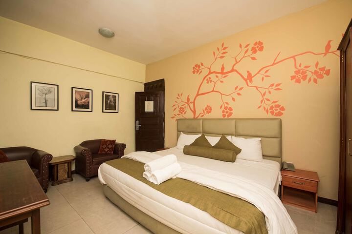 Room 17 of 51