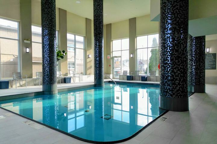 Hotel with Pool