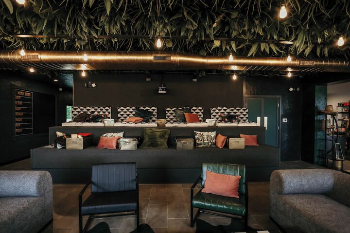 Hotel Interior 5 of 125