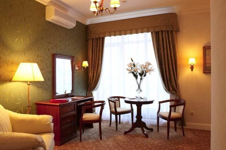 Room 27 of 55