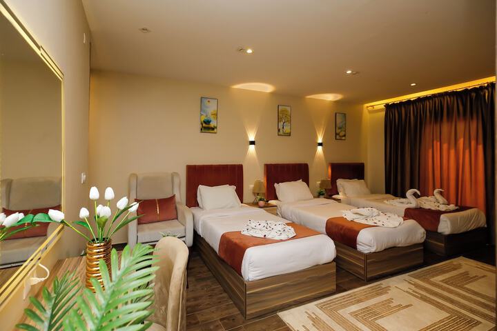 Room 25 of 58