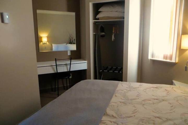 Room 3 of 29