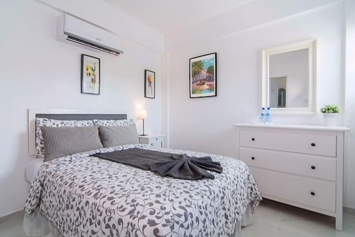 Room 7 of 44