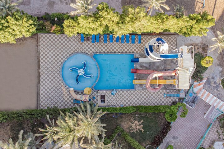 Pool 19 of 37