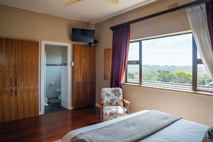 Room 9 of 26