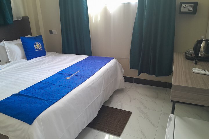 Room 25 of 52