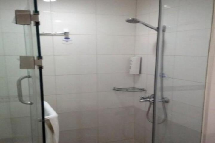 Room 1 of 12