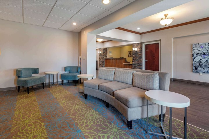 Hotel Interior 4 of 51