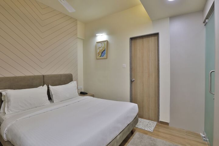 Room 8 of 51