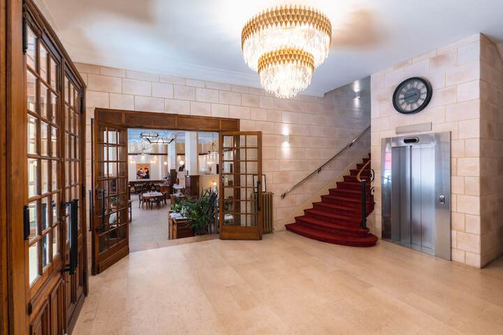 Lobby Entry